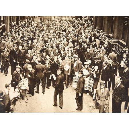 Crowd outside London Stock Exchange after fall of the Hatry Group, 1929 Print Wall Art