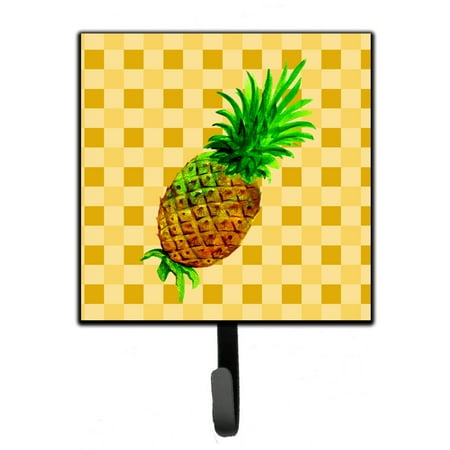 Carolines Treasures BB7246SH4 Whole Pineapple on Basketweave Leash or Key Holder 7Hx4.25W multicolor
Carolines Treasures BB7246SH4 Whole Pineapple on Basketweave Leash or Key Holder 7Hx4.25W multicolor