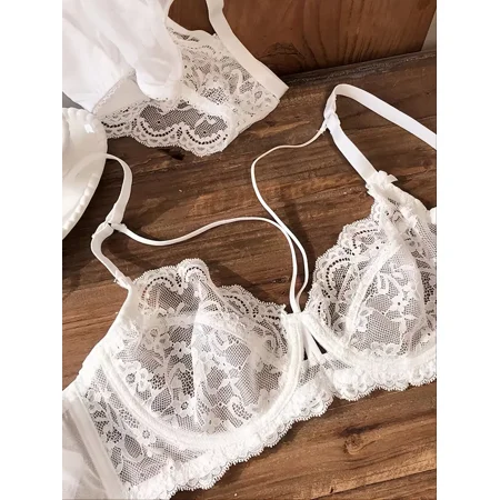 Women‘s Sheer Lace Cut Out Strappy Detail Lingerie Set