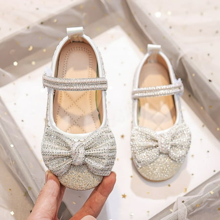 WZJuhiie Girls Sandals Fashion New Pattern Cute Bow Sequin Decoration Flat Bottom Versatile Hook Loop Shoes
WZJuhiie Girls Sandals Fashion New Pattern Cute Bow Sequin Decoration Flat Bottom Versatile Hook Loop Shoes