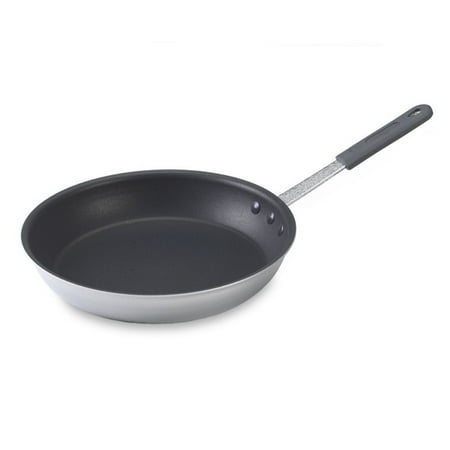 Nordic Ware Restaurant Cookware 12.25 Inch Skillet
Nordic Ware Restaurant Cookware 12.25 Inch Skillet