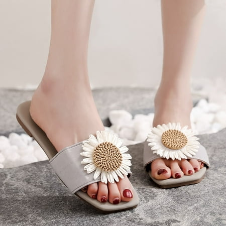 Fanxing Wide Width Falts for Women Summer Casual Beach Sandals Cute Sunflower Strap Bohemia Slippers Fashion Slides for Girls
Fanxing Wide Width Falts for Women Summer Casual Beach Sandals Cute Sunflower Strap Bohemia Slippers Fashion Slides for Girls