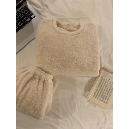 2-Piece Women‘s Autumn & Winter Warm Simple Pajamas Set Solid Crew Neck Top Pajamas & Fluffy Elastic Waistband Pants Women‘s Loungewear & Sleepwear
2-Piece Women‘s Autumn & Winter Warm Simple Pajamas Set Solid Crew Neck Top Pajamas & Fluffy Elastic Waistband Pants Women‘s Loungewear & Sleepwear