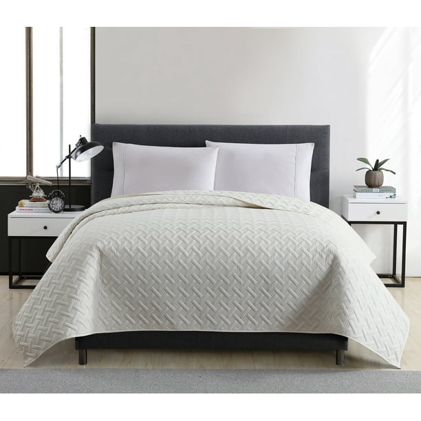 Mainstays Ultra Soft Solid Basketweave Ivory Full/Queen Quilt