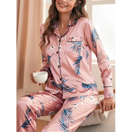 Women‘s Sleepwear Comfortable Tropical Print Contrast Binding Satin Pajama Sets For Valentine‘s Gifts
Women‘s Sleepwear Comfortable Tropical Print Contrast Binding Satin Pajama Sets For Valentine‘s Gifts