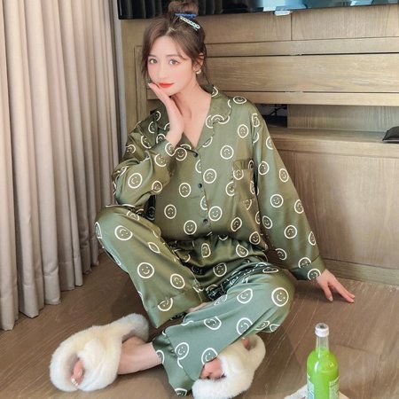 PIKADINGNIS Women Sleepwear Plus Size Summer Pajamas Sexy Sleepwear Silk Fabric Princess Style Loose Version Pajama Set
PIKADINGNIS Women Sleepwear Plus Size Summer Pajamas Sexy Sleepwear Silk Fabric Princess Style Loose Version Pajama Set