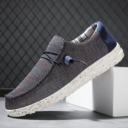 Men‘s Canvas Flat Loafers
Men‘s Canvas Flat Loafers