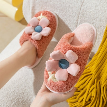 YOTAMI Womens Sandals Winter Cotton Slippers Men Women Indoor Flower Warm Plush Shoes Outdoor Couple Cotton Slippers Red
YOTAMI Womens Sandals Winter Cotton Slippers Men Women Indoor Flower Warm Plush Shoes Outdoor Couple Cotton Slippers Red