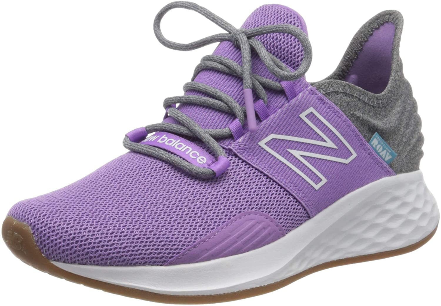 does walmart carry new balance shoes