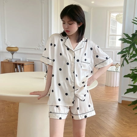 spring and summer new simple fashion 3D digital positioning printing short-sleeved trousers women s pajamas set
spring and summer new simple fashion 3D digital positioning printing short-sleeved trousers women s pajamas set
