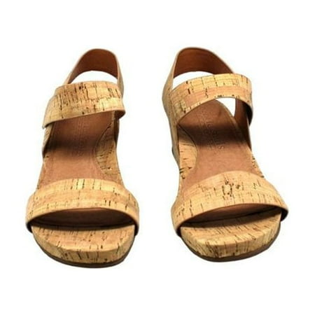 GENTLE SOULS by Kenneth Cole Gianna Sandal