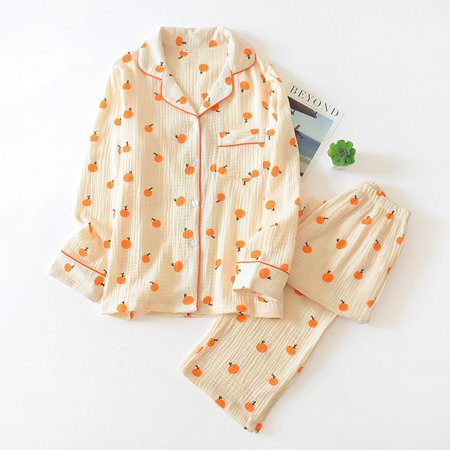 Spring New Ladies Pajamas Set Heart Printed Crepe Cotton Double-layer Gauze Turn-down Collar Long-sleeve Trousers Household Wear
Spring New Ladies Pajamas Set Heart Printed Crepe Cotton Double-layer Gauze Turn-down Collar Long-sleeve Trousers Household Wear