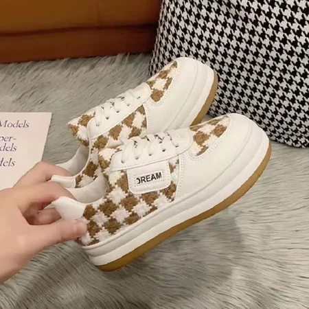 Women‘s Checkerboard Breathable Sneakers Low Top Lace Up Platform Casual Shoes Women‘s Sport Shoes
Women‘s Checkerboard Breathable Sneakers Low Top Lace Up Platform Casual Shoes Women‘s Sport Shoes