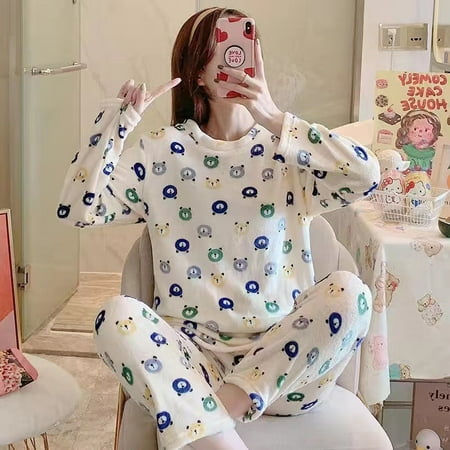 Autumn Winter New Warm Flannel Women s Pajamas Set Long-sleeved Trousers Two-piece Set Cute Soft Home Wear Clothes for Women
Autumn Winter New Warm Flannel Women s Pajamas Set Long-sleeved Trousers Two-piece Set Cute Soft Home Wear Clothes for Women