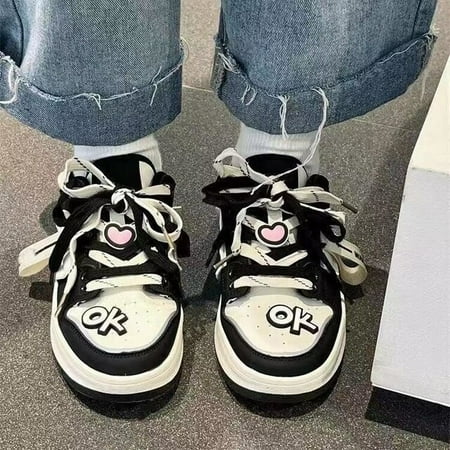 Black And White Casual Sneakers For Men Y2k Summer Trends New 2023 Women s Sport Shoes Round Toe Korean Versatile Couple Shoes
Black And White Casual Sneakers For Men Y2k Summer Trends New 2023 Women s Sport Shoes Round Toe Korean Versatile Couple Shoes