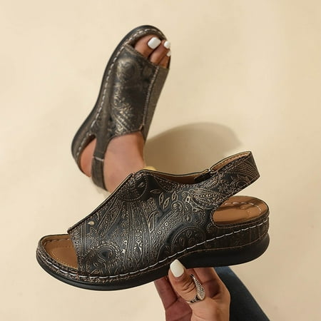 YOUSNH Cool Slippers Female Soft Soled Non Slip Wear Resisting Flat Beach Flops Lady Sandals Women Slippers Sandals Women Brown 8(40)
YOUSNH Cool Slippers Female Soft Soled Non Slip Wear Resisting Flat Beach Flops Lady Sandals Women Slippers Sandals Women Brown 8(40)