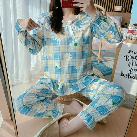 CoCopeaunt Princess wind pajamas female spring and autumn long-sleeved thin section of sweet and lovely lace lace doll collar home wear set
CoCopeaunt Princess wind pajamas female spring and autumn long-sleeved thin section of sweet and lovely lace lace doll collar home wear set