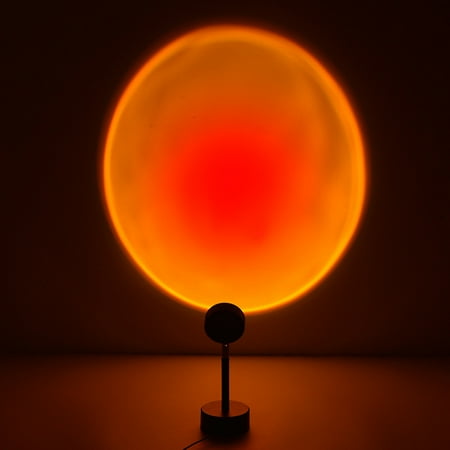 Puloru The sunset night light is decorated with a family party room