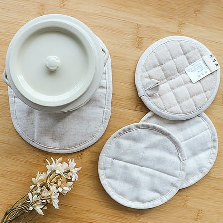 Yesbay 2Pcs Table Coaster Stain Resistant Good Heat Insulation Cotton Flax Japanese Style Cup Mat for Daily Use
Yesbay 2Pcs Table Coaster Stain Resistant Good Heat Insulation Cotton Flax Japanese Style Cup Mat for Daily Use