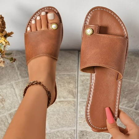 Summer Indoor Slippers for Women Flat Sole Anti-Slip Breathable Synthetic Leather Upper and Sole No Slip-Resistant Flat Heel Middle Eastern Style
Summer Indoor Slippers for Women Flat Sole Anti-Slip Breathable Synthetic Leather Upper and Sole No Slip-Resistant Flat Heel Middle Eastern Style