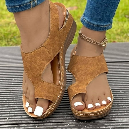 YOUSNH Women s Summer Fashion Solid Color Flip Toe Beach Sandals Casual Simple Wedge Sandals Summer Sandals Brown 8.5(41)
YOUSNH Women s Summer Fashion Solid Color Flip Toe Beach Sandals Casual Simple Wedge Sandals Summer Sandals Brown 8.5(41)