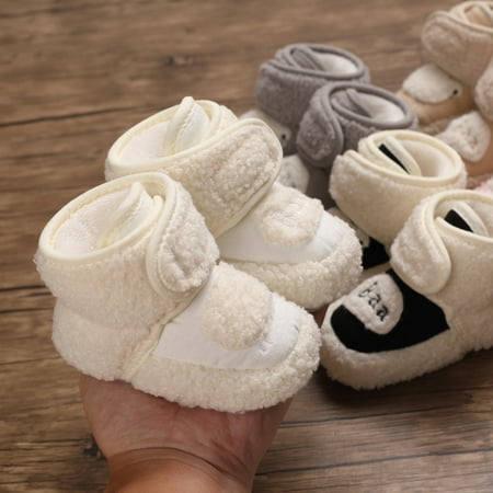 Unisex Baby Booties Color Block Soft-soled Anti-slip High Top Plush Crib Shoes For Winter
Unisex Baby Booties Color Block Soft-soled Anti-slip High Top Plush Crib Shoes For Winter