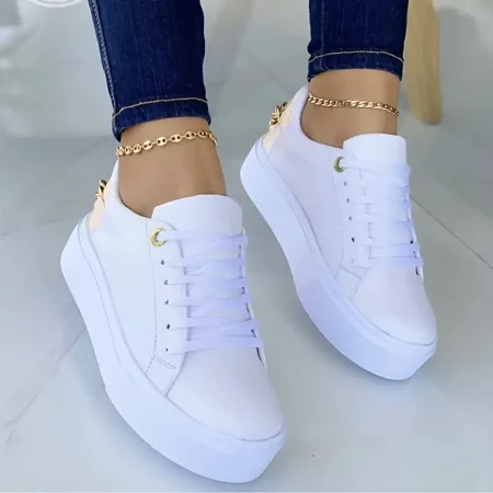 Chain Decor Casual Thick-soled Shoes Classic Lace-Up Skate Shoes Women‘s Footwear
Chain Decor Casual Thick-soled Shoes Classic Lace-Up Skate Shoes Women‘s Footwear