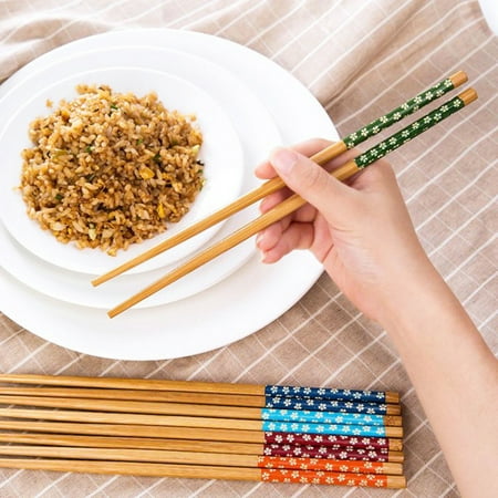 

Tuelaly 10 Pairs Floral Print Chopsticks Non-slip Good Grip Food Grade Eco-friendly Eating Reusable Chinese Classic Wooden Chopsticks for Dining Room