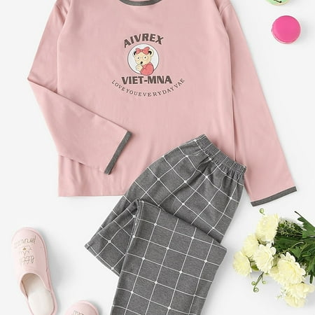 Plus Size Bear & Grid Print Long Sleeve Top & Pants Pajama Set Women‘s Plus Slight Stretch Cute Loungewear 2pcs Set
Plus Size Bear & Grid Print Long Sleeve Top & Pants Pajama Set Women‘s Plus Slight Stretch Cute Loungewear 2pcs Set