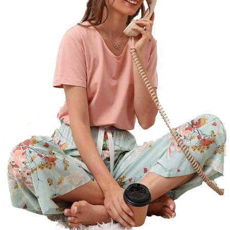 2pcs Set Elegant Floral Print Round Neck PJ Pant Sets Short Sleeve Women s Pajama Sets (Women s)
2pcs Set Elegant Floral Print Round Neck PJ Pant Sets Short Sleeve Women s Pajama Sets (Women s)