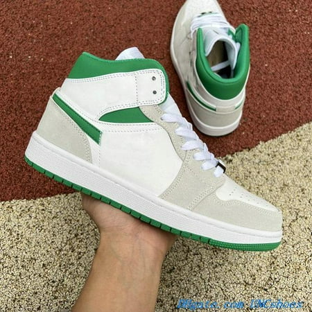 Jumpman 1 1s Basketball Shoes Mens Women Chicago Lost and Found University Blue UNC Bred Patent Black Toe Tan Gum Smoke Grey Starfish Gorge Green Designer Sneakers
Jumpman 1 1s Basketball Shoes Mens Women Chicago Lost and Found University Blue UNC Bred Patent Black Toe Tan Gum Smoke Grey Starfish Gorge Green Designer Sneakers