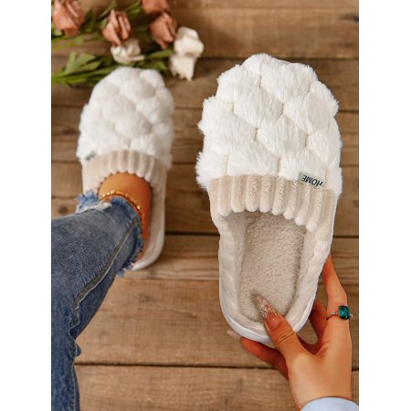 Women‘s Fashionable Thermal Lined Warm Anti-Slip Thick-Soled Home Slippers 
Women‘s Fashionable Thermal Lined Warm Anti-Slip Thick-Soled Home Slippers