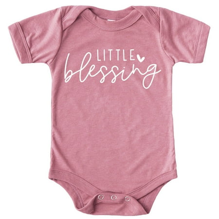 Little Blessing Heart Newborn Baby Girls Outfit White on Mauve Bodysuit Newborn
Little Blessing Heart Newborn Baby Girls Outfit White on Mauve Bodysuit Newborn
