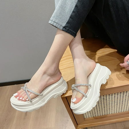 Women‘s Cross Strap Platform Sandals High Heeled Transparent Upper Slippers Casual Fashionable Slides
Women‘s Cross Strap Platform Sandals High Heeled Transparent Upper Slippers Casual Fashionable Slides