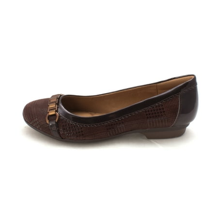 Comfortiva Womens Madeira Leather Almond Toe