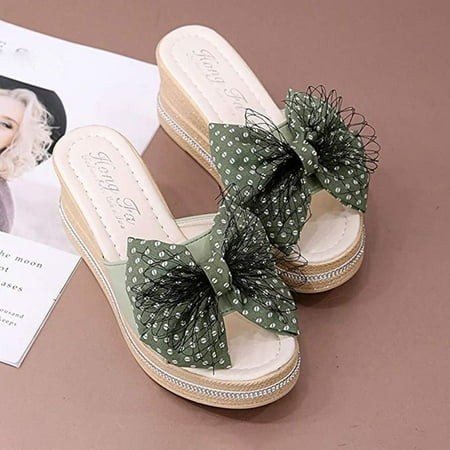 New Fashion Wedges And Flip-Flops With Bow-Knot Beach Shoes For Exterior Wear
New Fashion Wedges And Flip-Flops With Bow-Knot Beach Shoes For Exterior Wear