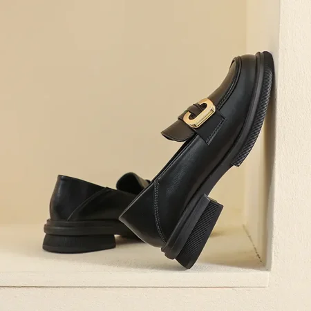 Women‘s Metal Letter Decor Loafers Vintage Style Slip On Chunky Heeled Loafers Women‘s Footwear
Women‘s Metal Letter Decor Loafers Vintage Style Slip On Chunky Heeled Loafers Women‘s Footwear