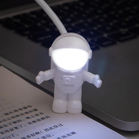 Usb Night light LED Astronaut Plug In Bedroom Night Lamp Portable Reading Desk Lamps Space Man cute room Decoration nightlights 
Usb Night light LED Astronaut Plug In Bedroom Night Lamp Portable Reading Desk Lamps Space Man cute room Decoration nightlights
