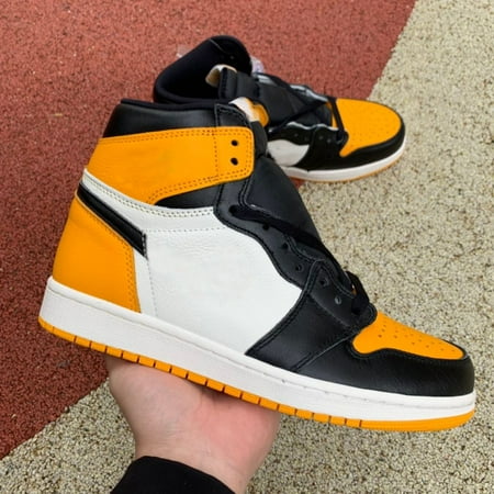 Jumpman 1 1s Retro High Basketball Shoes Starfish Chicago Lost and Found Patent Bred Bio Hack Bleached Coral Light Smoke Neutral Grey Banned Tan Gum Black Toe Sneakers
Jumpman 1 1s Retro High Basketball Shoes Starfish Chicago Lost and Found Patent Bred Bio Hack Bleached Coral Light Smoke Neutral Grey Banned Tan Gum Black Toe Sneakers