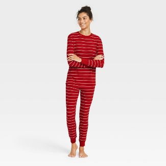 Women s Thermal Pajama Set - Stars Above Red M