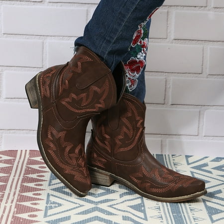 Women‘s V-cut Western Short Boots Low Chunky Heel Pointed Toe Shoes Solid Color Cowgirl Shoes
Women‘s V-cut Western Short Boots Low Chunky Heel Pointed Toe Shoes Solid Color Cowgirl Shoes