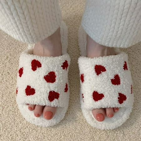 PIKADINGNIS Winter New Fuzzy House Slippers for Women Girls Fur Slides Warm Women s Indoor Slippers Cute Heart Print Soft Bedroom Home Shoes 
PIKADINGNIS Winter New Fuzzy House Slippers for Women Girls Fur Slides Warm Women s Indoor Slippers Cute Heart Print Soft Bedroom Home Shoes