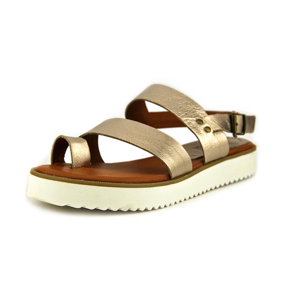 mia heritage sandals