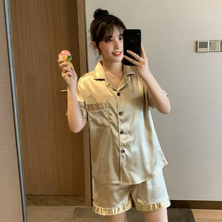 QWZNDZGR Sleepwear Couple Silk Satin Solid Color Pajama Sets Short Button-Down Pijama Shorts Home Clothes Pyjamas Women Men Loungewear
QWZNDZGR Sleepwear Couple Silk Satin Solid Color Pajama Sets Short Button-Down Pijama Shorts Home Clothes Pyjamas Women Men Loungewear