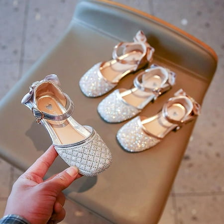 Summer Fashion Sandal For Children s Girl Sequins Princess Party Flats Soft Leather Diamond Bow-tie Soft-Soled Kids Shoes 2022
Summer Fashion Sandal For Children s Girl Sequins Princess Party Flats Soft Leather Diamond Bow-tie Soft-Soled Kids Shoes 2022