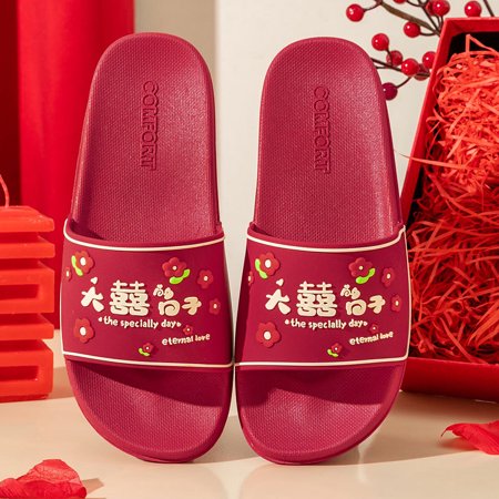 Cartoon couple wedding slippers summer indoor home bathroom non-slip festive red pair of wedding sandals
Cartoon couple wedding slippers summer indoor home bathroom non-slip festive red pair of wedding sandals