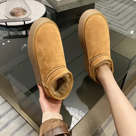 Women‘s Winter Platform Snow Boots Fashion Slip-On Snow Shoes Warm Plush Lined Boots Women‘s Footwear
Women‘s Winter Platform Snow Boots Fashion Slip-On Snow Shoes Warm Plush Lined Boots Women‘s Footwear