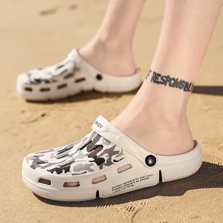 Men‘s Camouflage Letter Print Closed-toe Non-slip Clogs For Indoor Outdoor Beach Pool
Men‘s Camouflage Letter Print Closed-toe Non-slip Clogs For Indoor Outdoor Beach Pool