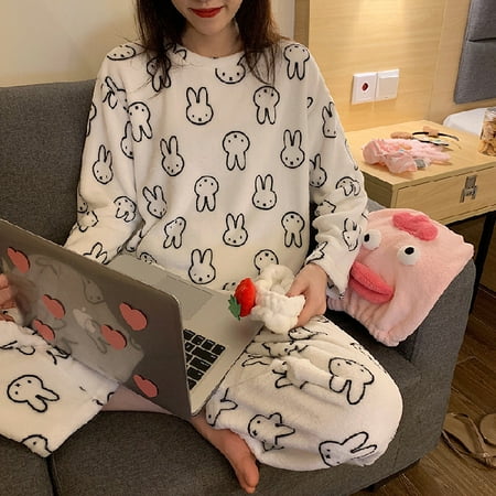 Autumn Winter Warm Flannel Women Pyjamas Sets Thick Coral Velvet Long Sleeve Cartoon Sleepwear Thin Flannel Pajamas Set
Autumn Winter Warm Flannel Women Pyjamas Sets Thick Coral Velvet Long Sleeve Cartoon Sleepwear Thin Flannel Pajamas Set