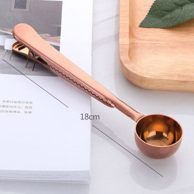 Two-in-one Stainless Steel Coffee Spoon Sealing Clip Kitchen Gold Accessories Recipient Cafe Expresso Cucharilla Decoration
Two-in-one Stainless Steel Coffee Spoon Sealing Clip Kitchen Gold Accessories Recipient Cafe Expresso Cucharilla Decoration
